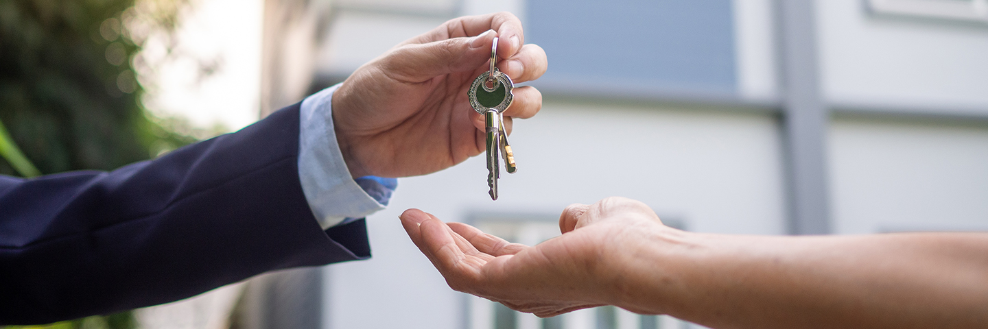 Как не стать жертвой мошенничества при аренде жилья онлайн | Эксперты объясняют от Роскачества